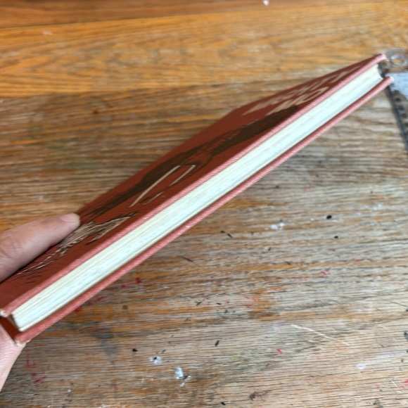 Mighty Mo By Jocelyn Arundel Hardcover Book - Picture 4 of 16